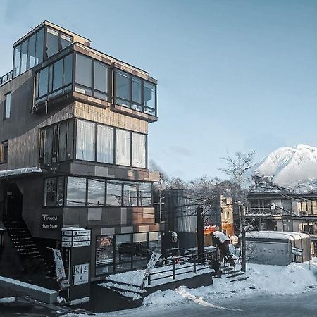 Matthew Suites Ōmagari Екстериор снимка
